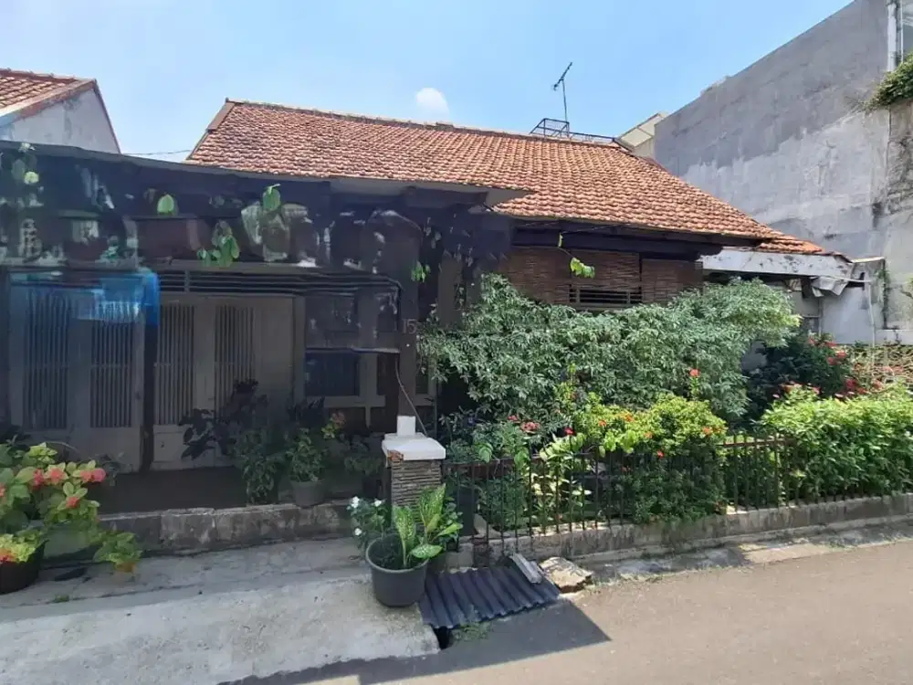 Dijual Rumah Tua Bagus Hadap Barat Kebayoran Baru By Rumah Chinida