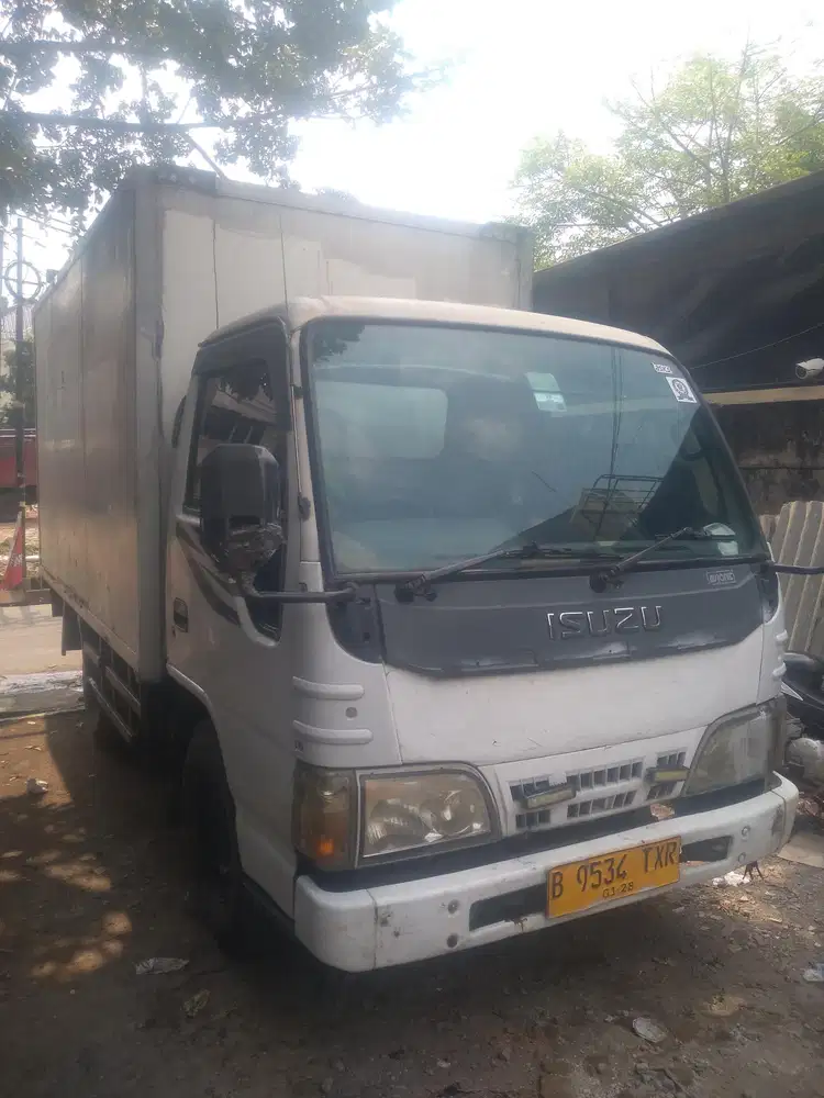 Isuzu Elf 2012 Diesel