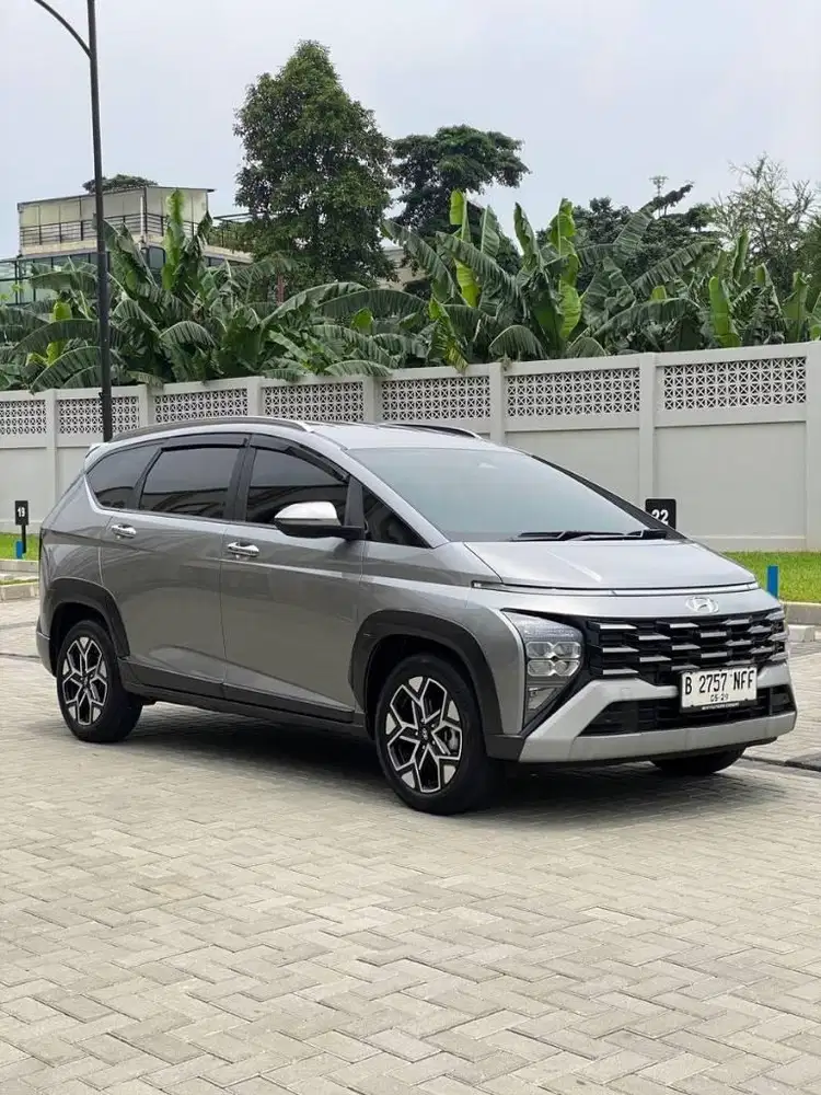 hyundai stargezer prime at capten seat 2024