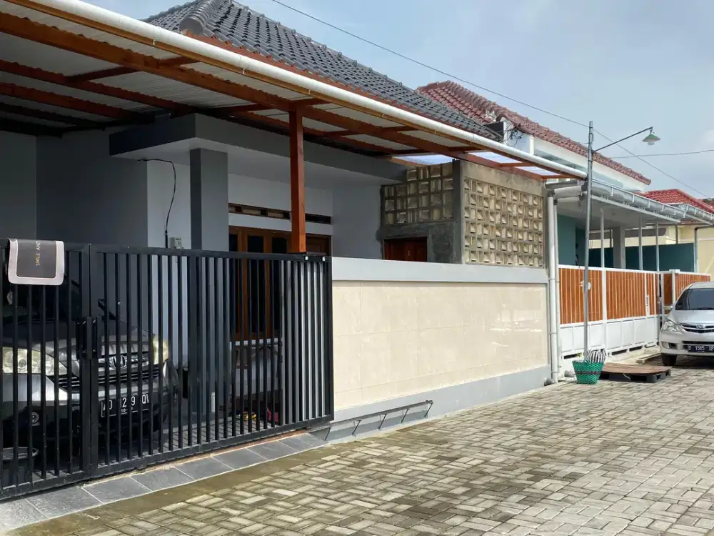 Dijual rumah lokasi gentan Sukoharjo Free desain lokasi strategis