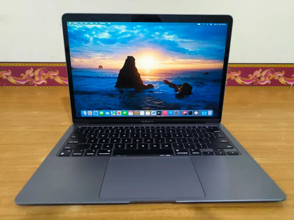 MacBook Air  M1  2020