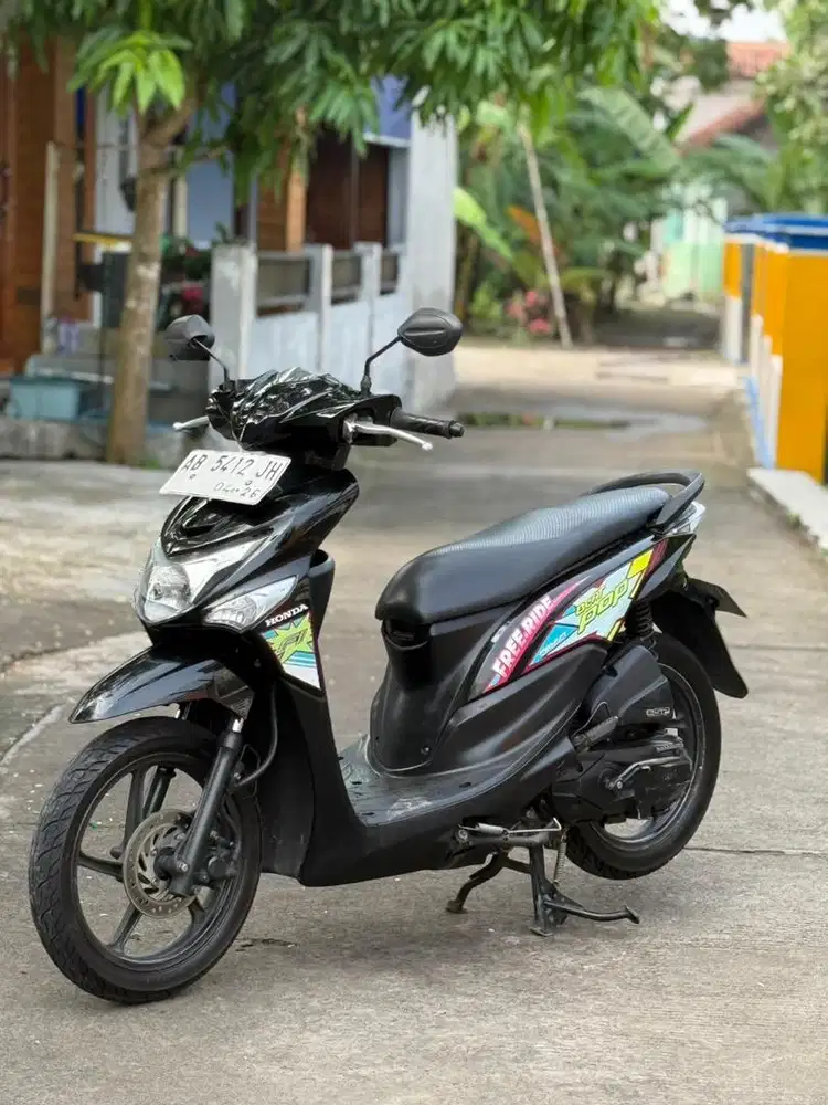 Honda beat pop 2017 ab on