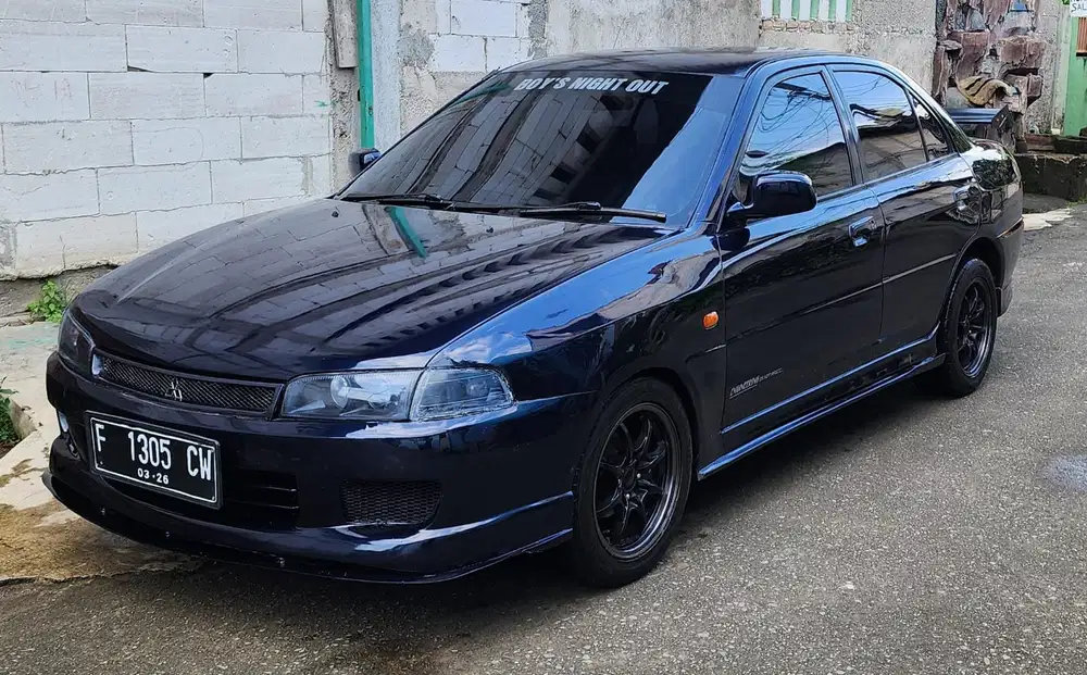 Mitsubishi Lancer 1999 Bensin