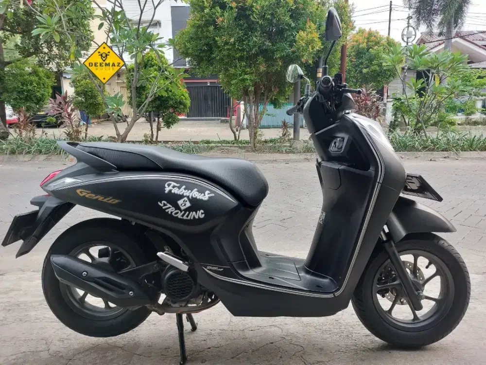 (DP 500 Rb)‼️ New Genio CBS ISS Hitam Mulus 2022 Cash / Kredit