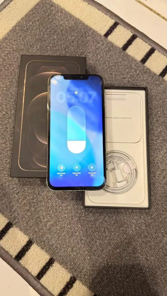 Dijual Iphone 12 Promax 128GB Gold Terdaftar Mulus Lengkap