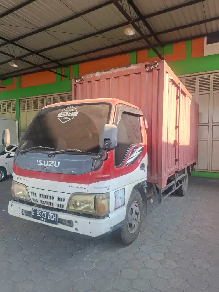 Jual cepat Isuzu Elf box roda 6