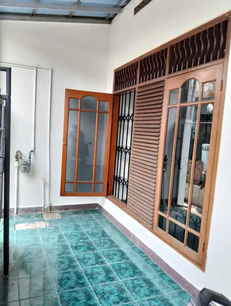 Di sewakan rumah