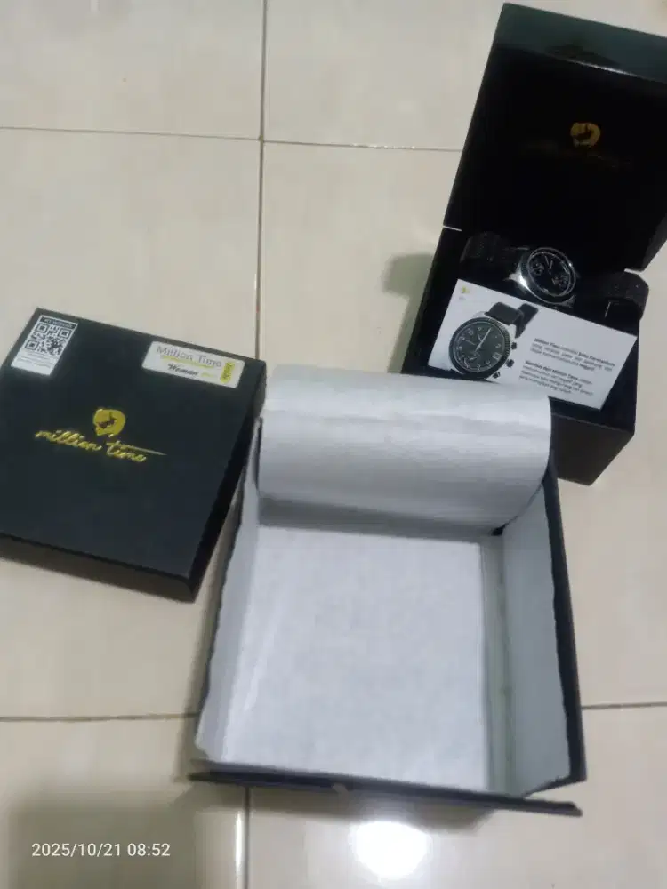 Jam tangan terapi MCI