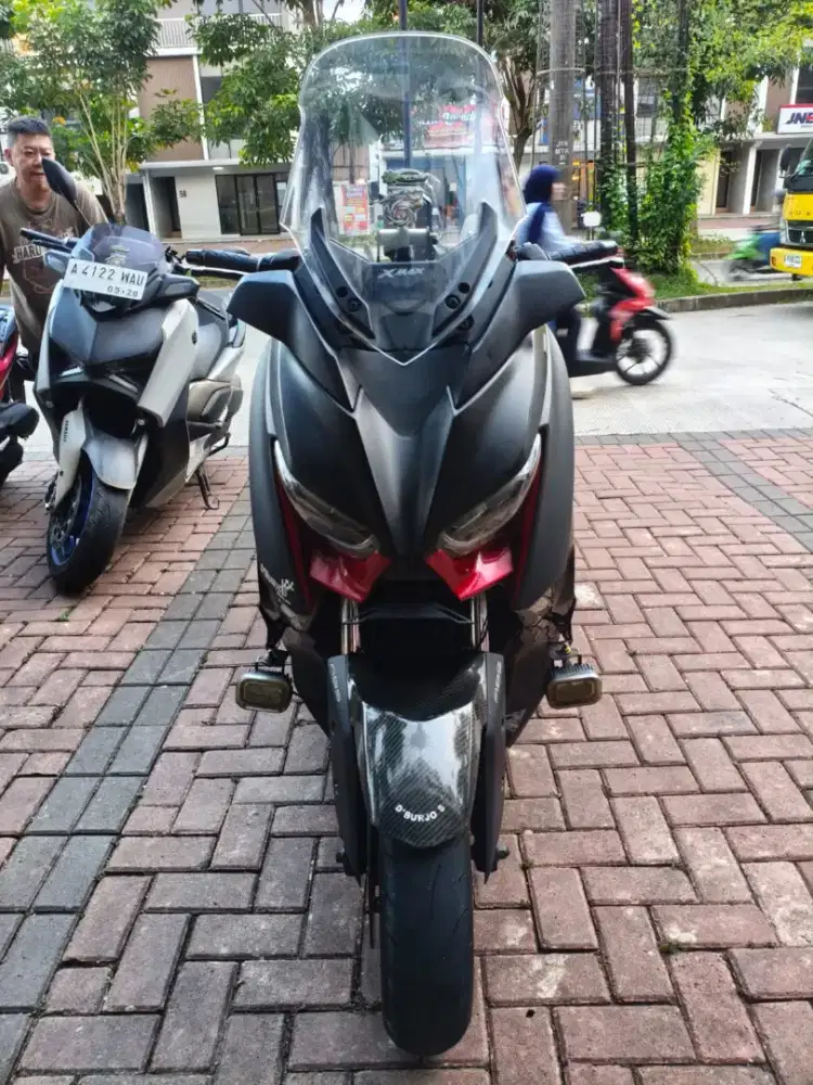 Xmax 250cc Hitam siap Touring