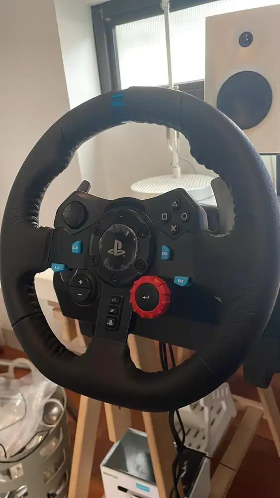 Logitech g29 steering wheel