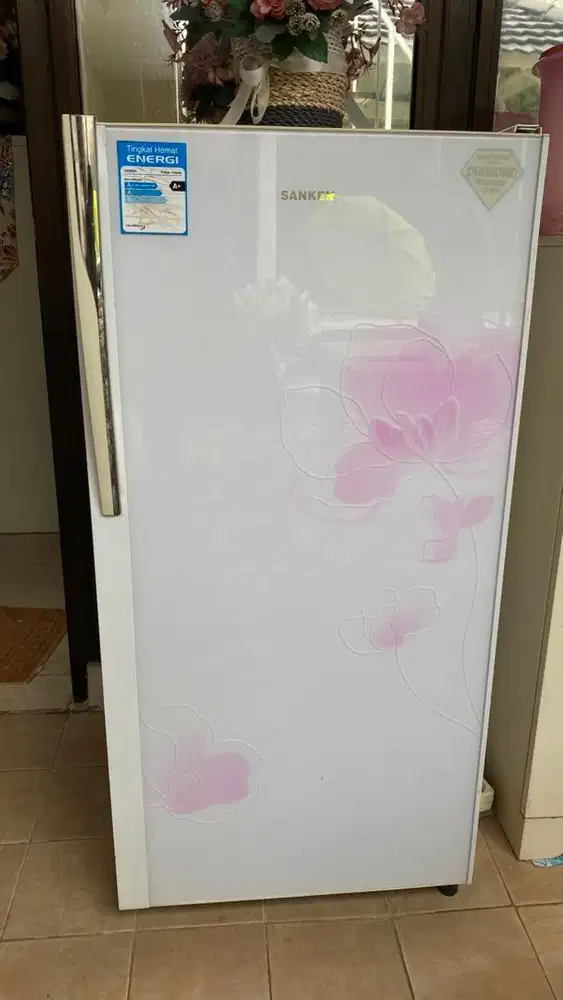DIJUAL CEPAT KULKAS SATU PINTU MERK SANKEN
