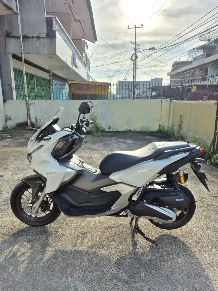 Km 3 rb ADV 160 TAHUN 2023