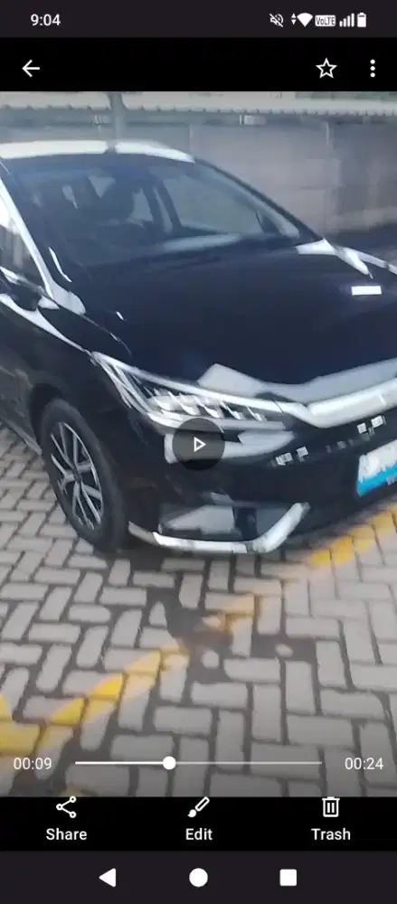 BYD M6 EV Black