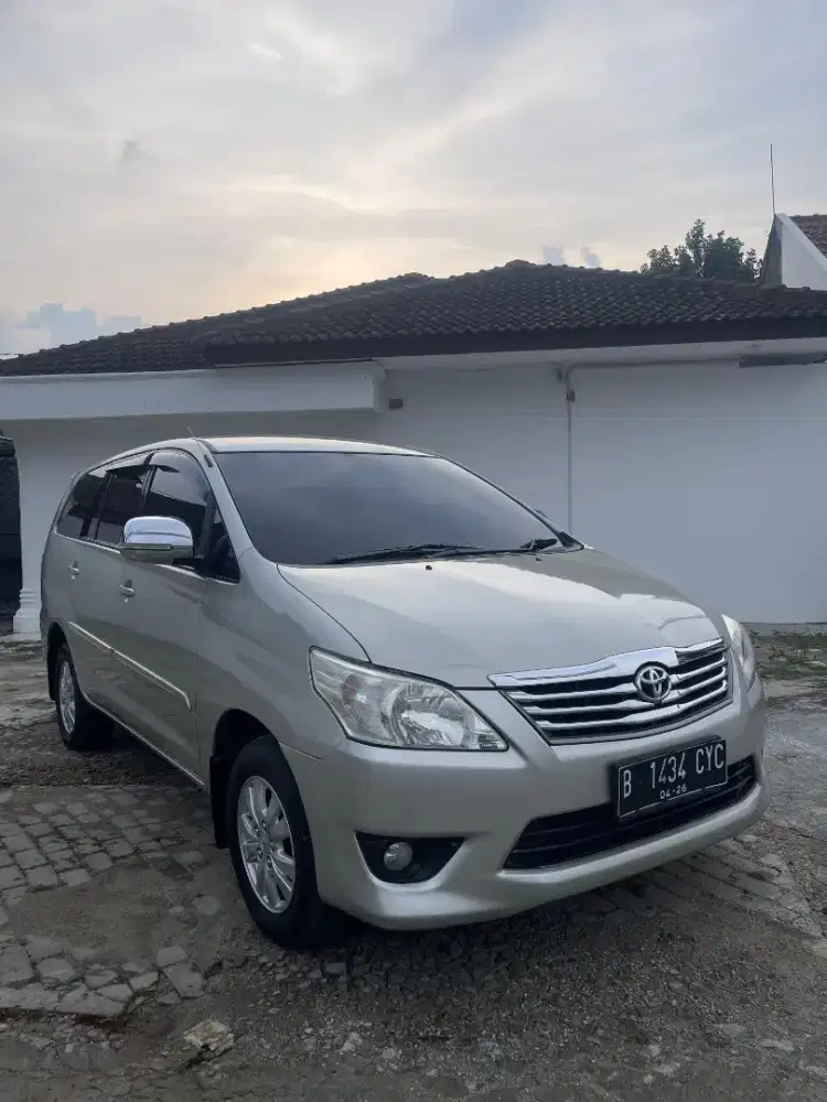 Toyota Kijang Innova Type G Tahun 2013