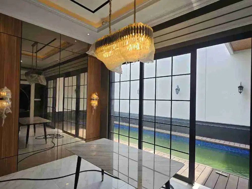 DIJUAL RUMAH BAGUS SIAP HUNI 2LANTAI BANGUNAN BARU JL.GEDUNG HIJAU PONDOK INDAH JAKSEL.