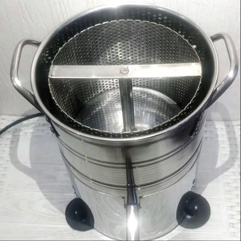 Mesin Peniris Minyak Atau Spinner Kapasitas 5 Liter