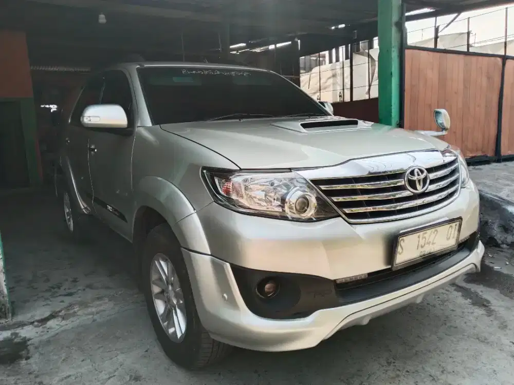 Fortuner 2.4 AT diesel