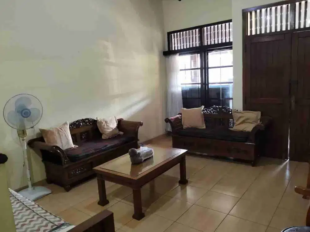 Rumah di Mainroad Antapani Cocok Untuk Hunian dan Usaha