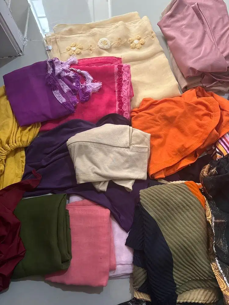 berbagai hijab jarang pakai, masih bagus