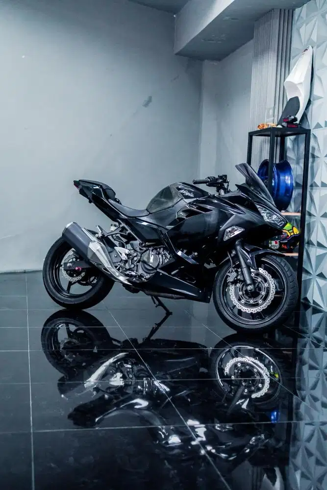 Ninja 250 FI 2018 Full Balck