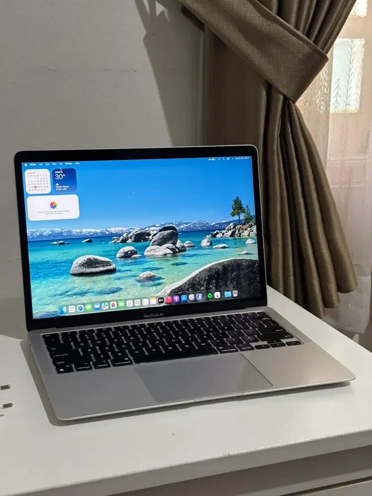MacBook Air 2020 M1 8/256