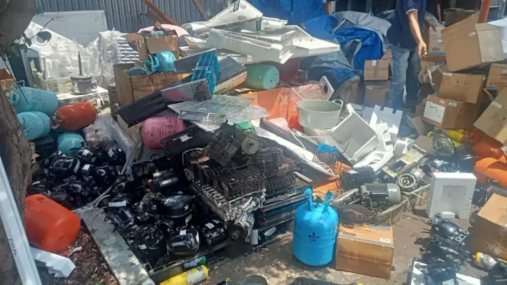 Rombeng besi tua ,elektronik dll