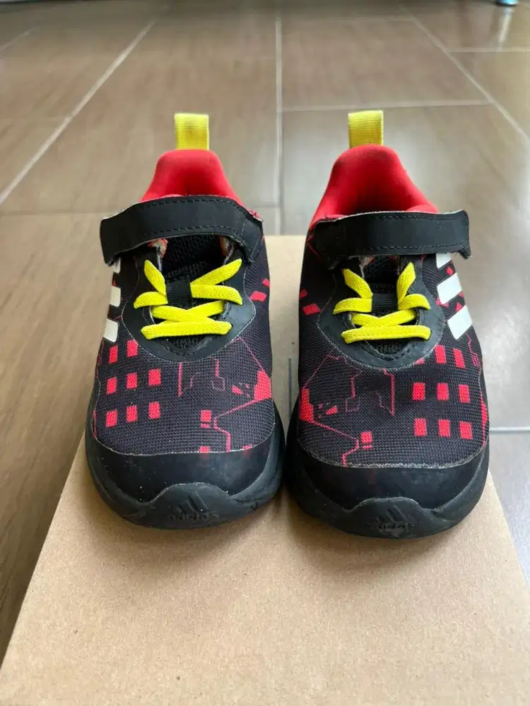 Sepatu anak cowk