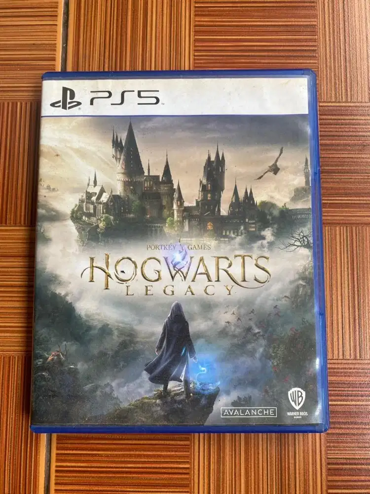 Kaset BD PS 5 Hogwarts Legacy
