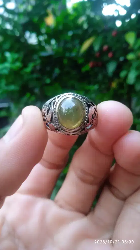 GREEN SAFIR KRITAL YELLOWIS
