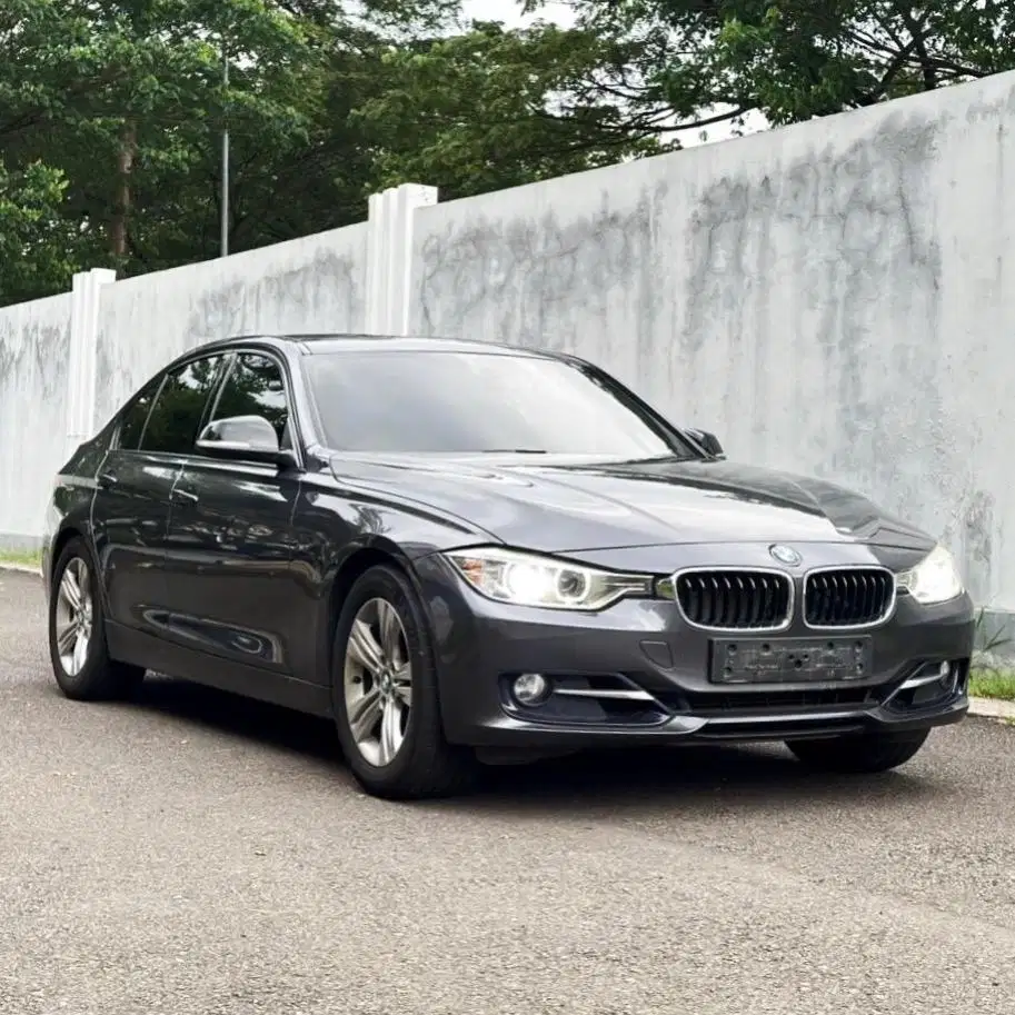 (CASH) BMW 320i F30 Sport 2015