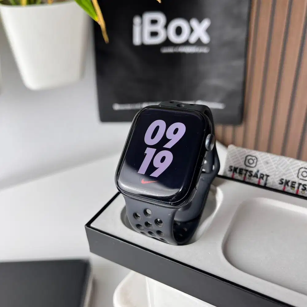Apple Watch Series 7 45mm Nike Version Black iwatch