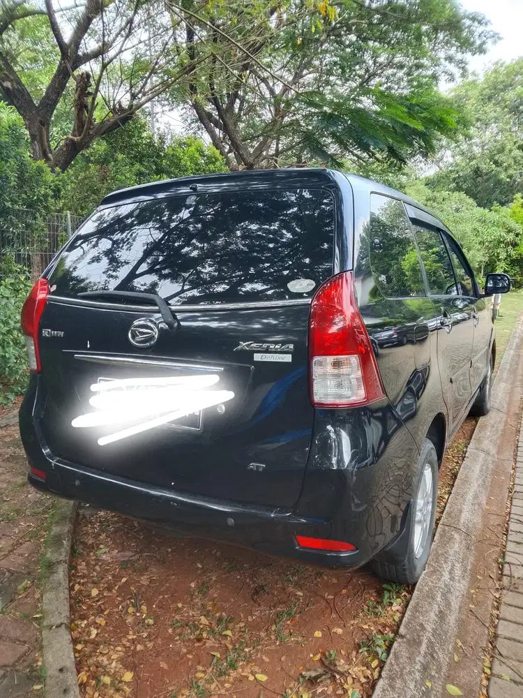 Daihatsu Xenia 2011 Bensin