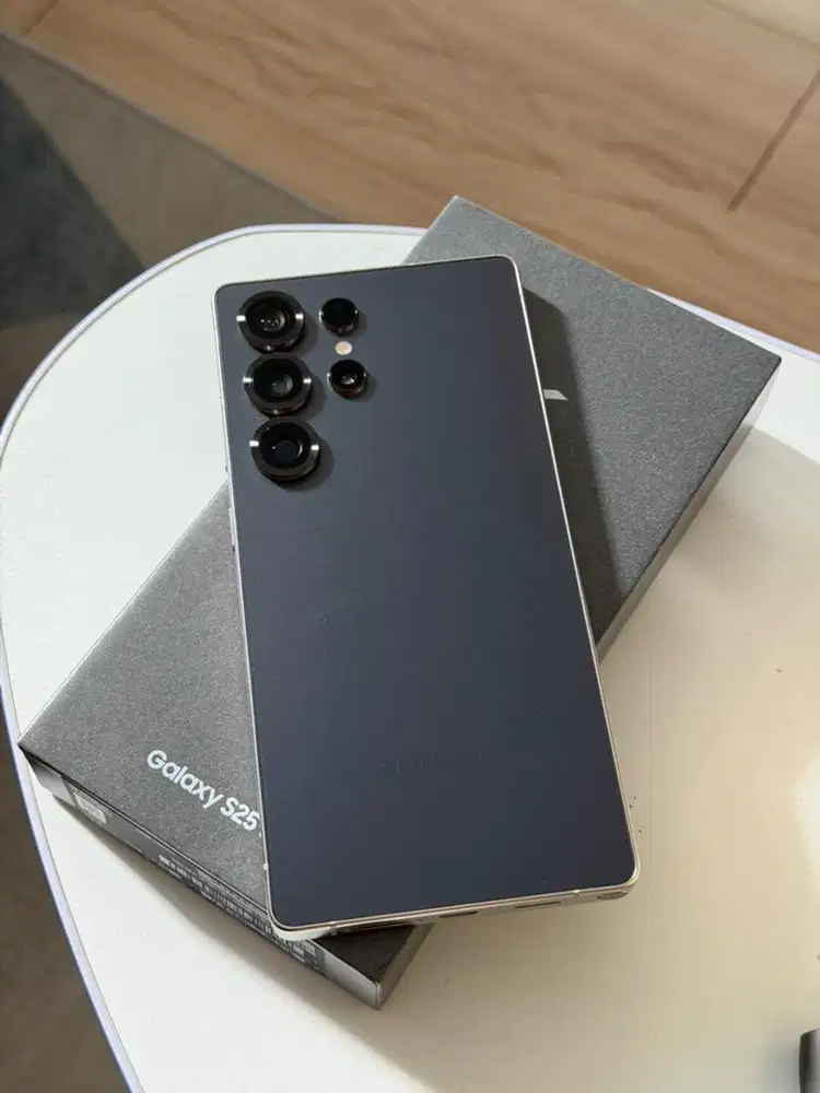 Samsung S25 Ultra 12/512GB Sein