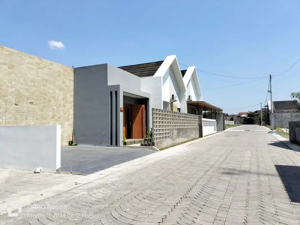 Rumah Nuansa Villa dalam Cluster Perumahan Siap bangun dan Huni di Sleman