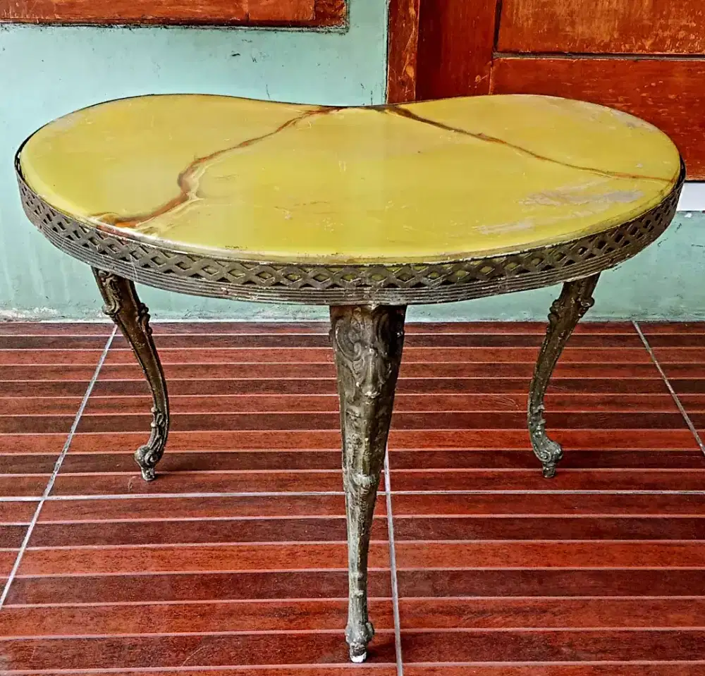 meja onix vintage
