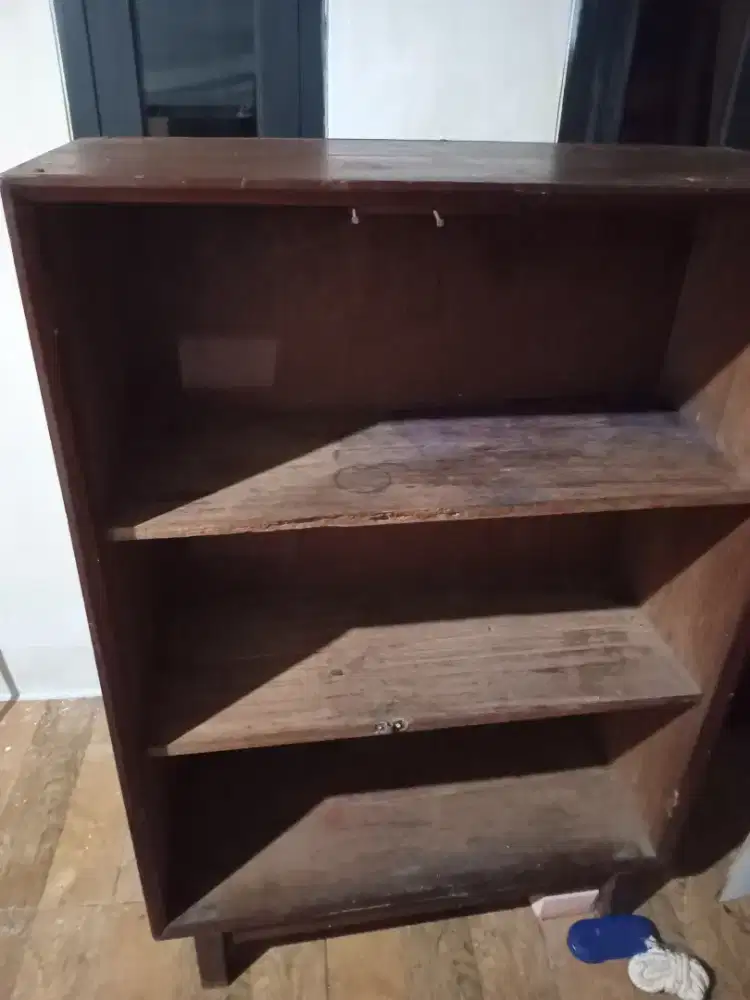 Lemari Kayu Jati