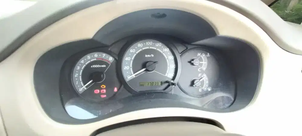 Bismillahirrahmanirrahim saya jual mobil kulo niati kaliyan sedekah