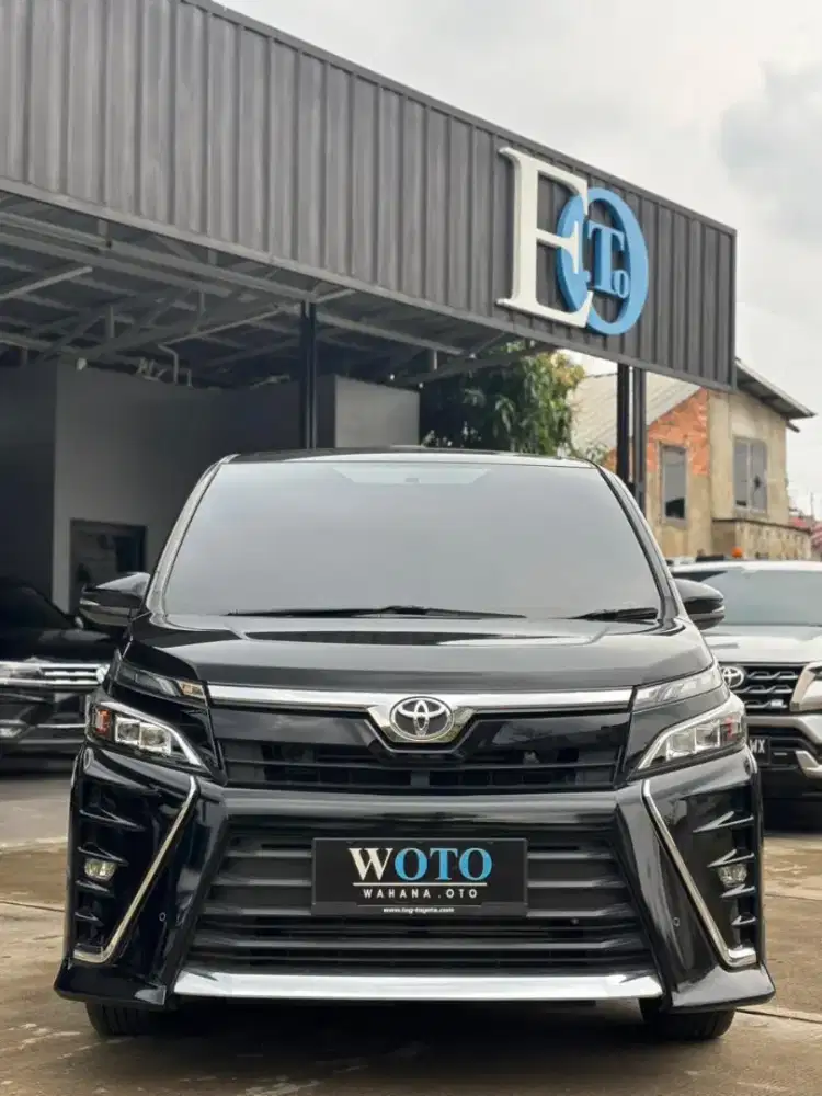 [DP 34 JT] Toyota Voxy 2.0L AT 2018