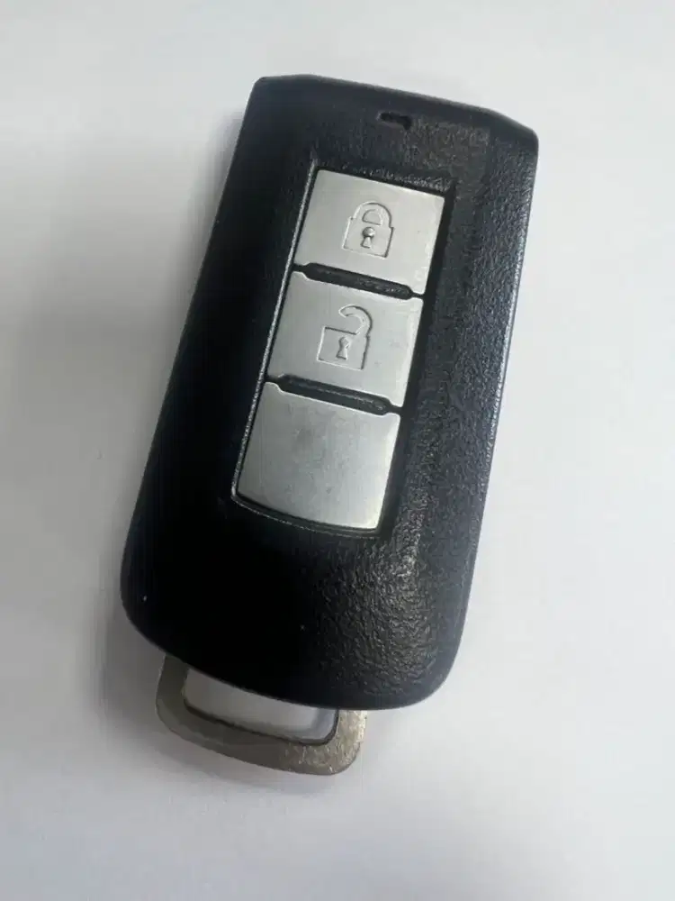 Smartkey Mitsubishi Pajero