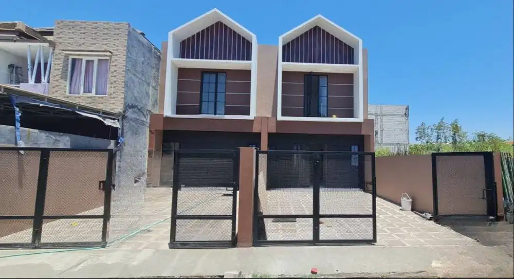 RUMAH BARU 2 LANTAI DI TAMBAK MEDOKAN AYU GUNUNGANYAR DEKAT UPN D