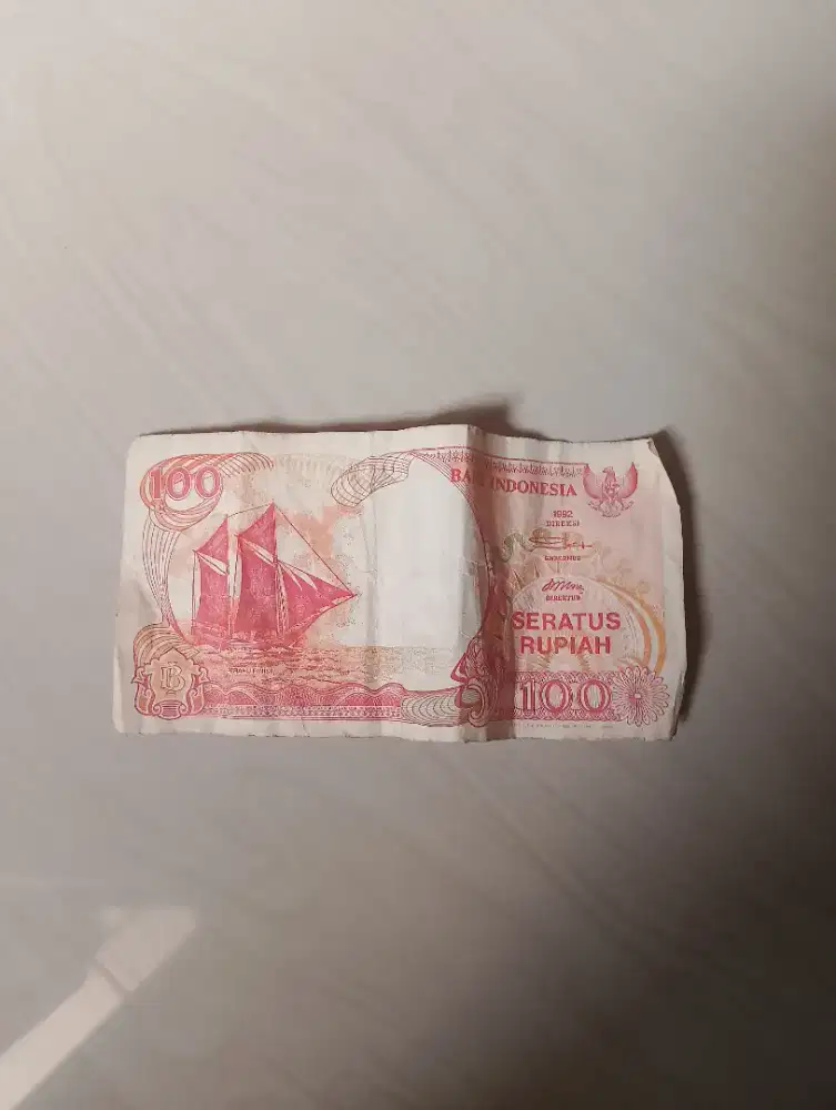 Jual uang 100rp kertas