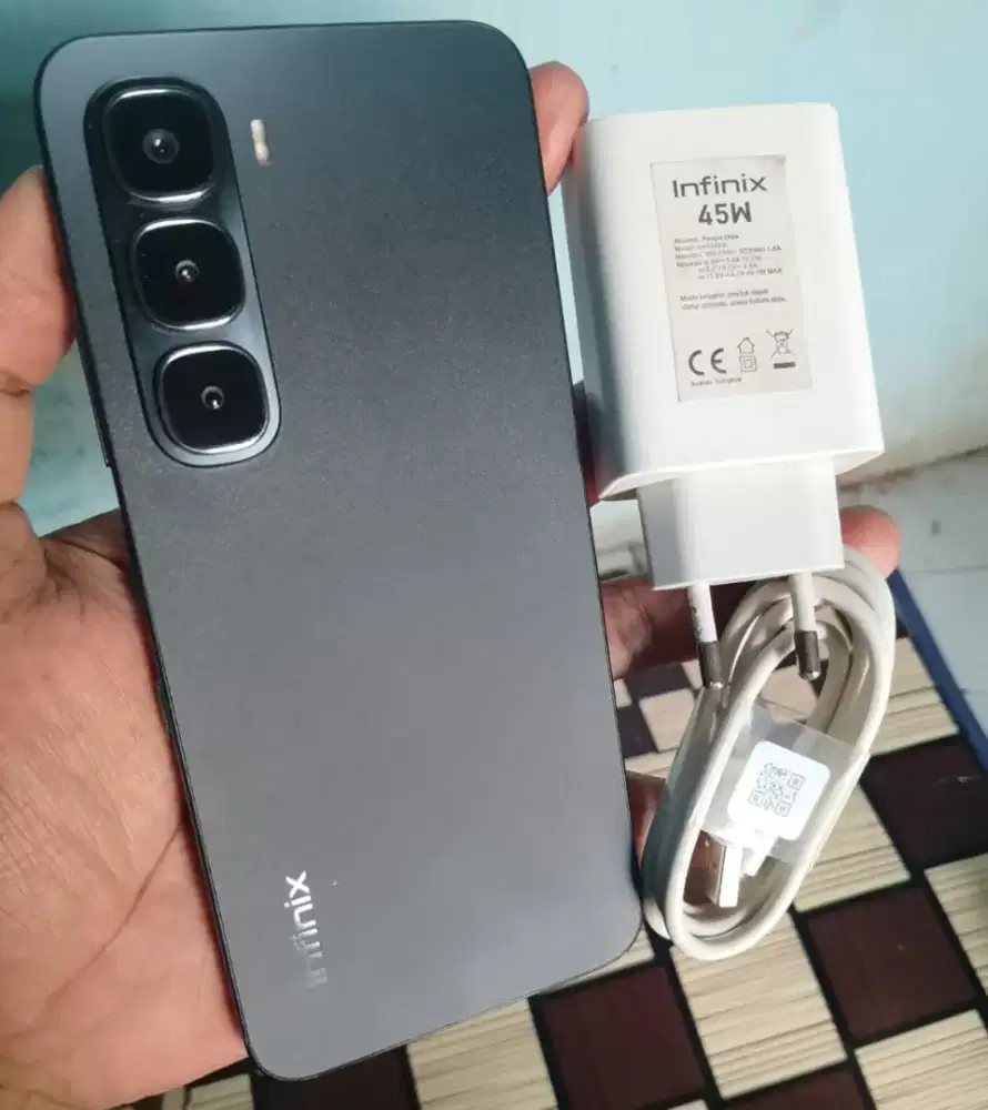 INFINIX HOT 60i RAM 8+8/256