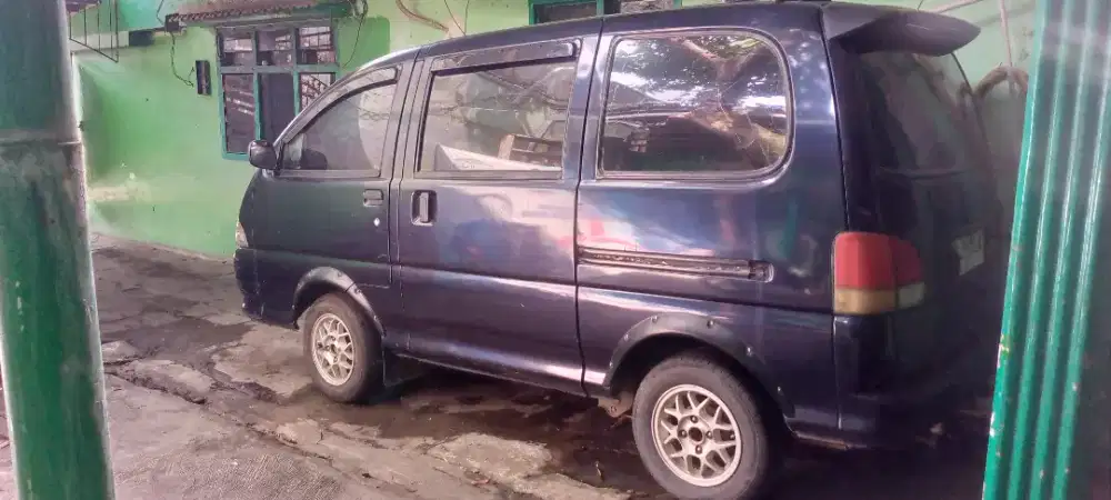 Mobil Daihatsu ESPASS
