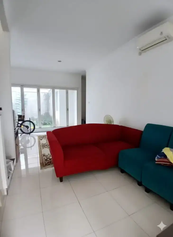 HOT SALE Rumah siap huni di Emerald View Bintaro Sektor 9