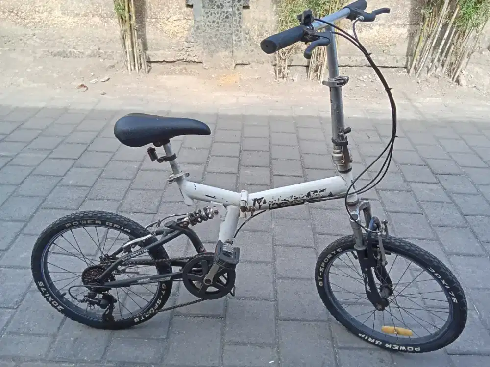 Sepeda lipat ALEOCA R20