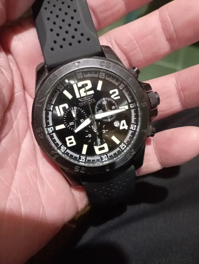 jam tangan invicta chronograph swiss ronda