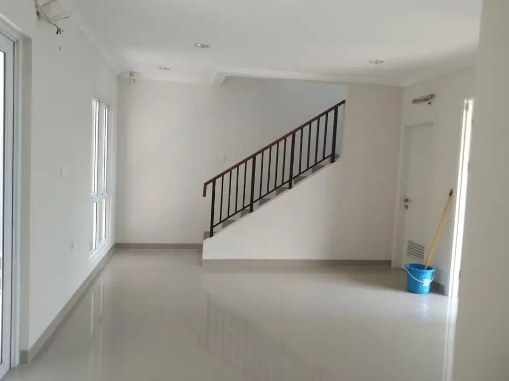 Disewakan Rumah Rapi dan Siap Huni di Cluster Rossini Gading Serpong