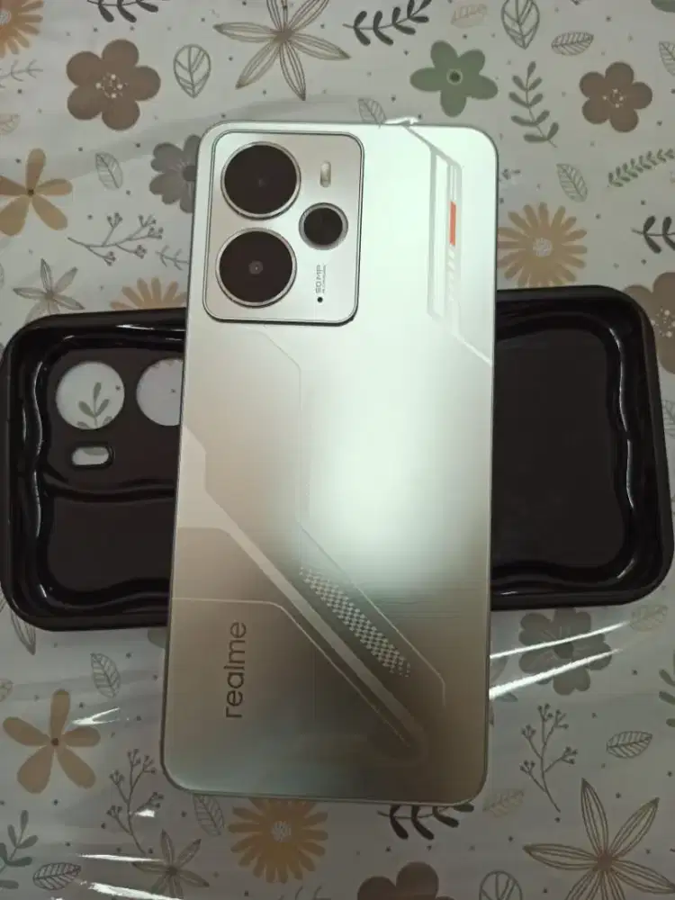 Realme 14 5G hp cas