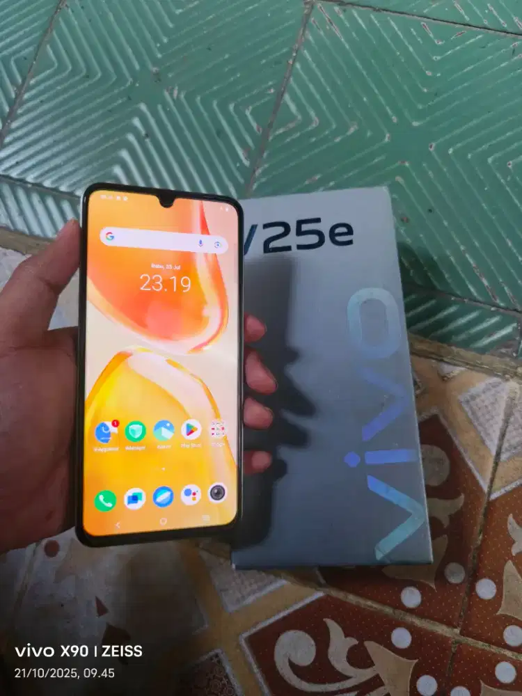 VIVO V25E RAM 8GB+8GB/128GB