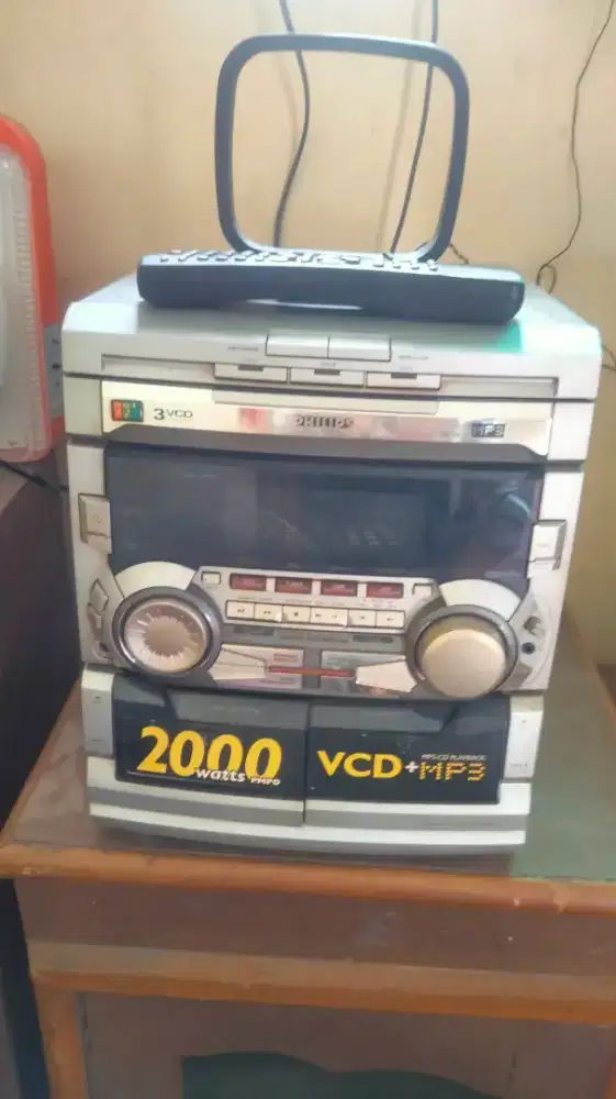 Jual tape compo merk Philips hidup